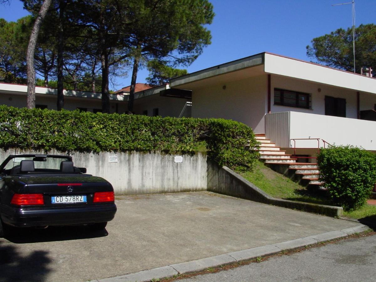 Flat In Lignano Pineta Apartment Lignano Sabbiadoro Exterior photo